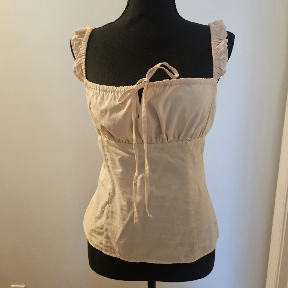 Simple Retro Cream Sleeveless Ruffle Top - Picture 1 of 5